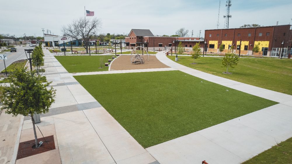 Commercial Property Amenity Lawn Pet Park Playground in Crowley TX
