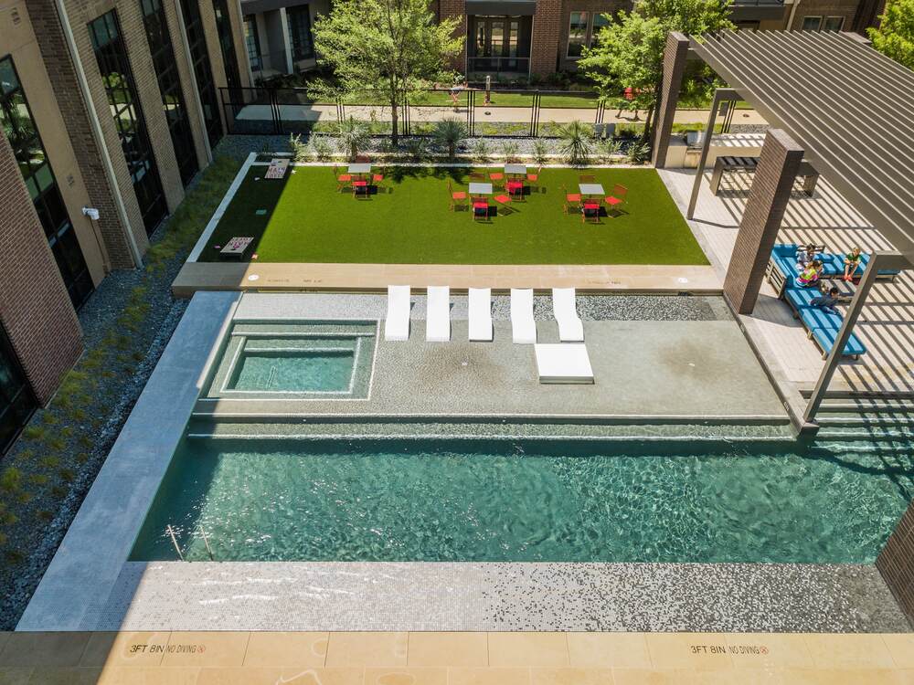 Multi Family Living Commercial Property Swimming Pool